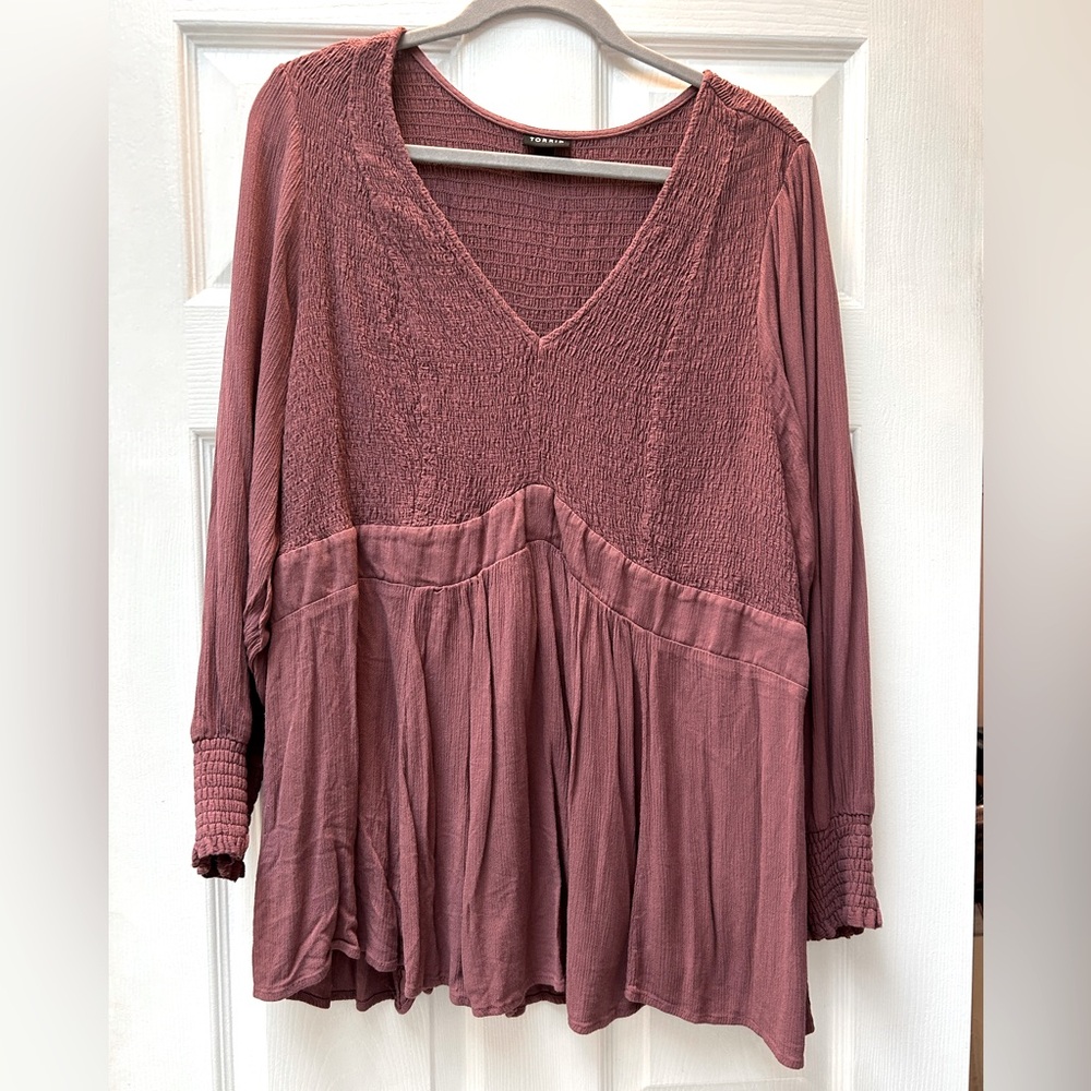 Crinkle peplum top